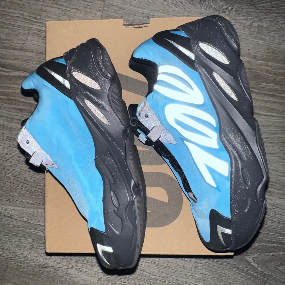 Yeezy 700s